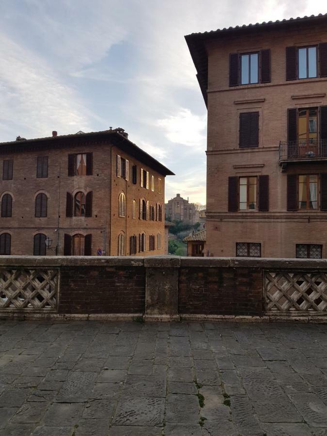 San Martino House By Francigenaapartments Siena Exterior foto